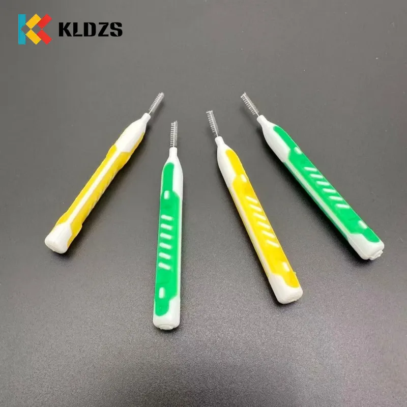 Cepillo interdental tipo I sobremoldeado